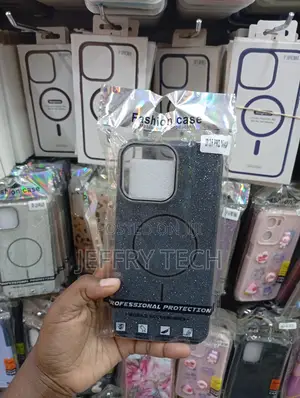 iPhone 16 Pro Max Glitter-Finish Fashion Case