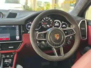 Porsche Cayenne Base AWD 2019 Black