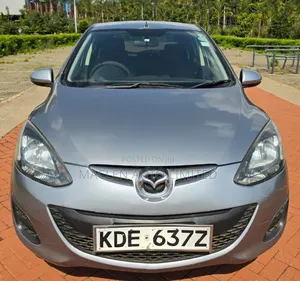 Mazda Demio 2015 Silver