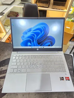 Laptop HP Pavilion 14 8GB AMD Ryzen 5 SSD 512GB
