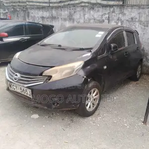 Nissan Note 2013 Purple