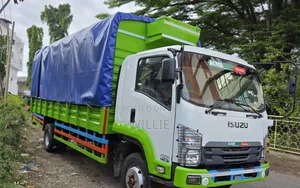 Isuzu FRR 2022