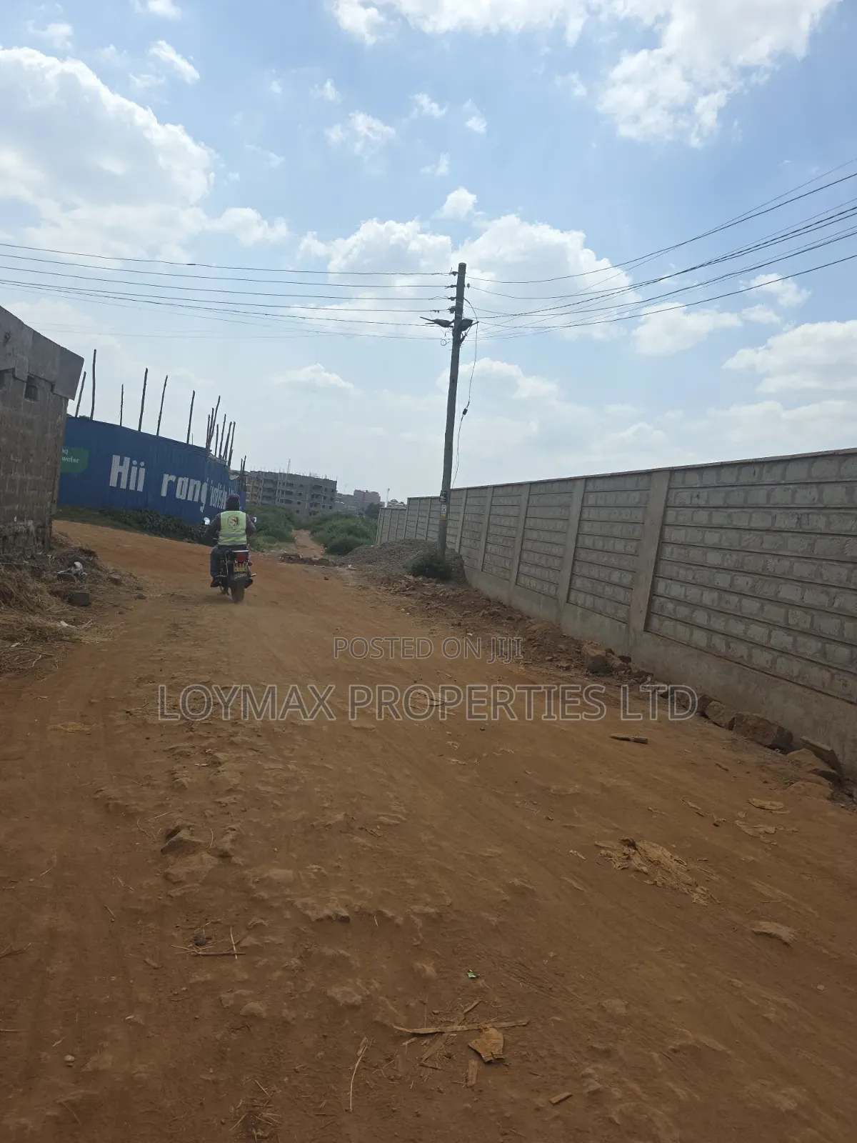 Distressed 100/100 Commercial Plot Touching Thika Super Highway.