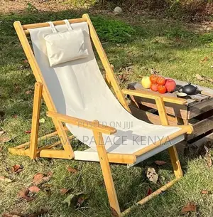 Foldable Chair: Waterproof Wooden Beach Chair