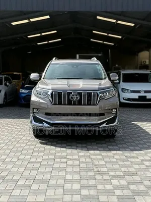 Toyota Land Cruiser Prado 2019 Gray