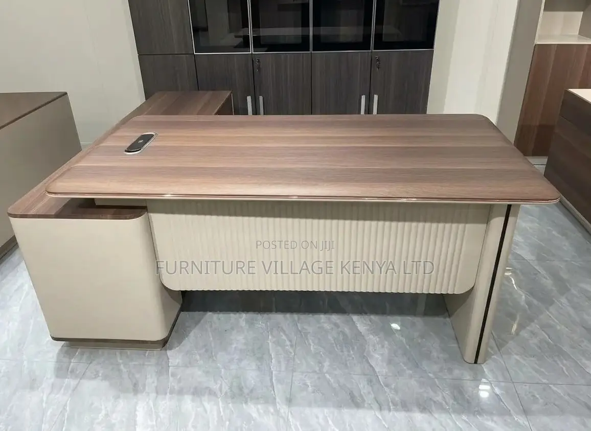 Executive Modern L-Shaped Desk With Light