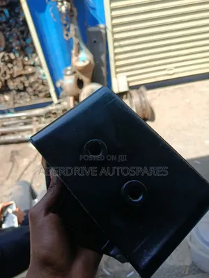 Right Engine Mount