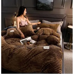 6*7 Velvet Duvet With a Bedsheet and 2 Pillow Cases