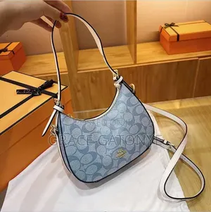 Shoulderbags