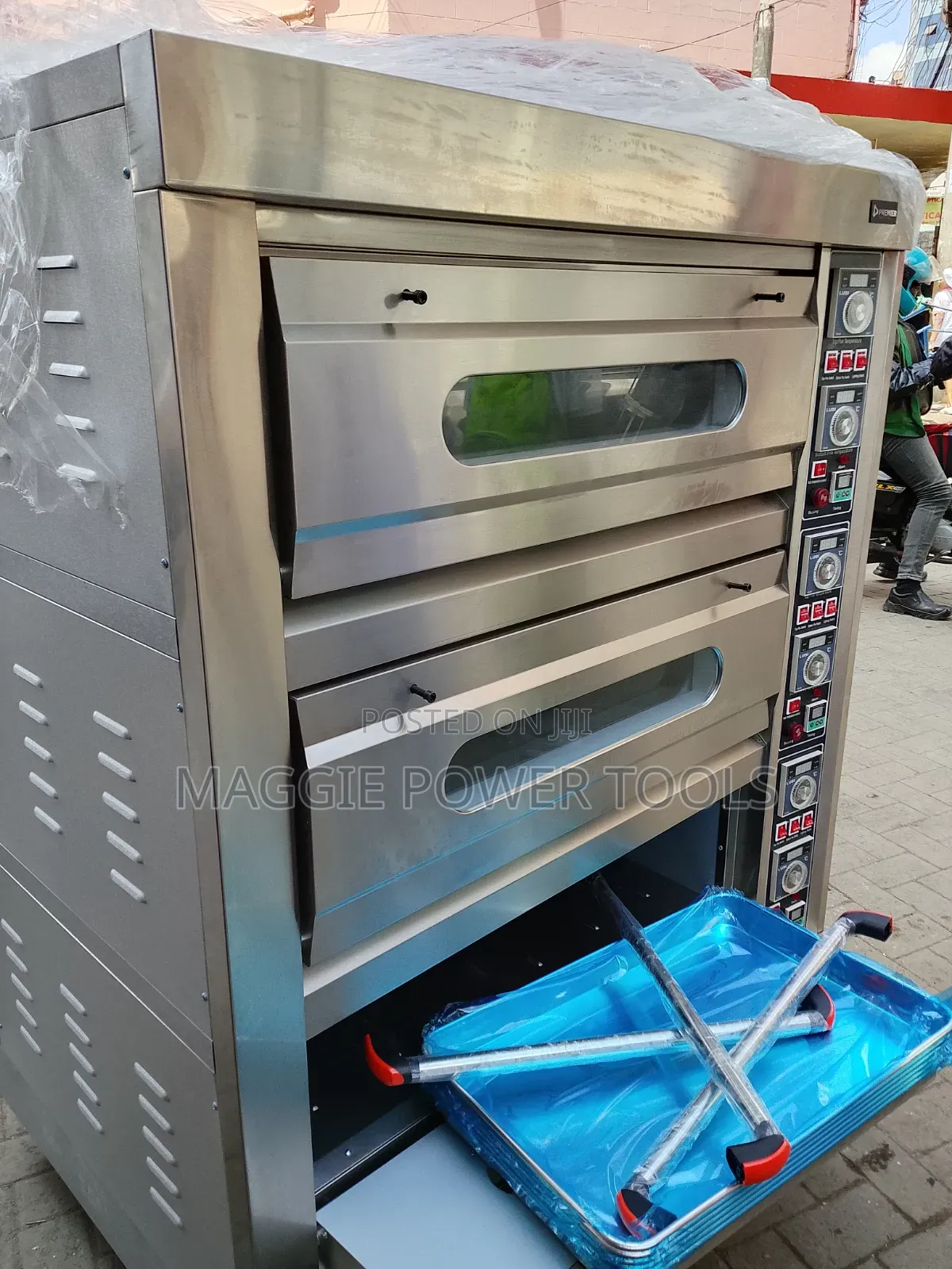 Well Performing And Heavy Duty 3deck Oven Machine