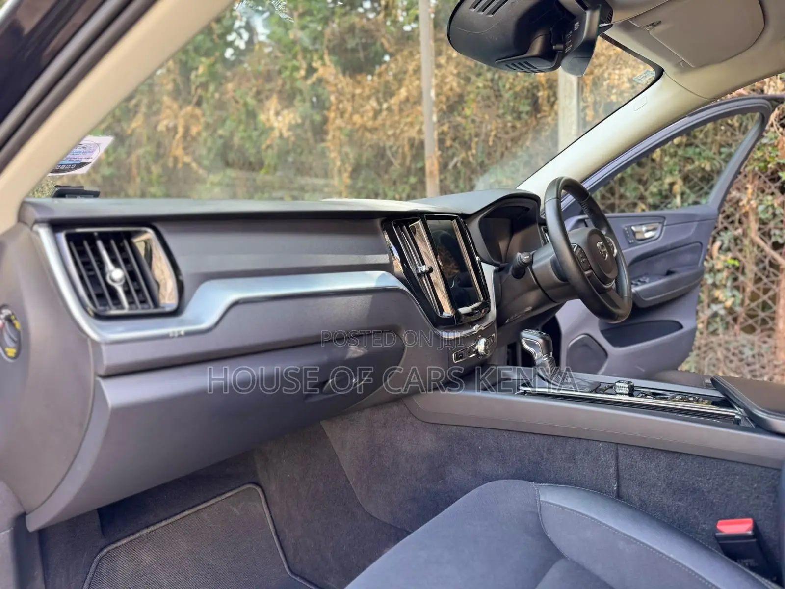 Volvo XC60 2019 Black