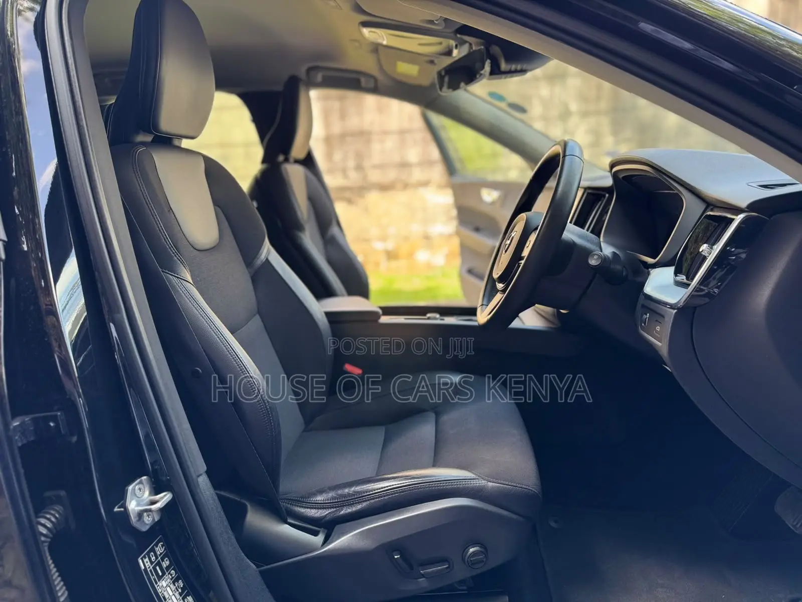 Volvo XC60 2019 Black