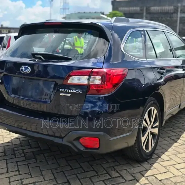 Subaru Outback 2019 Blue