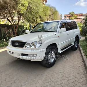 Toyota Land Cruiser Cygnus 4.7 2002 White