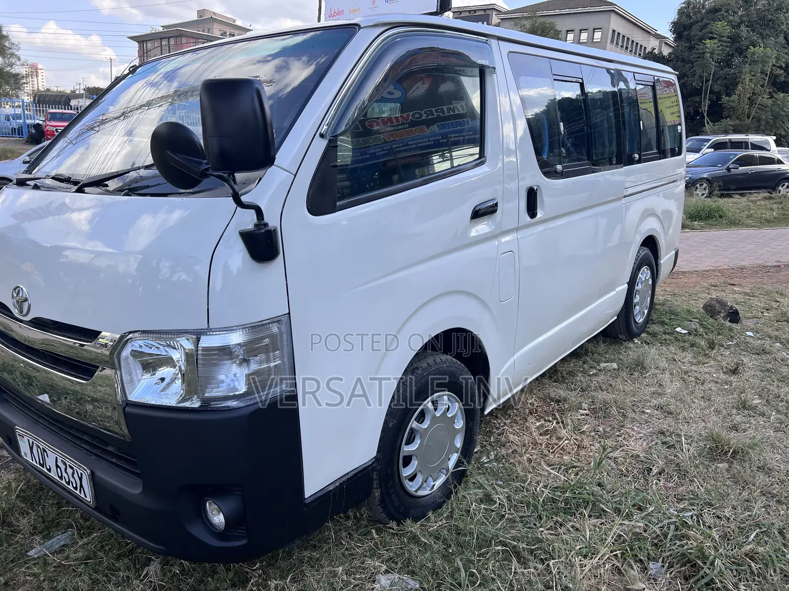 Toyota HiAce 2015 White