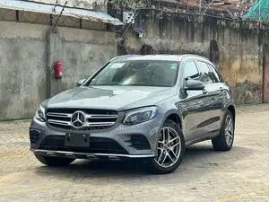 Mercedes-Benz 200 2019 Gray