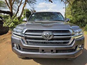 Toyota Land Cruiser 4.5 V8 VXR 2020 Gray