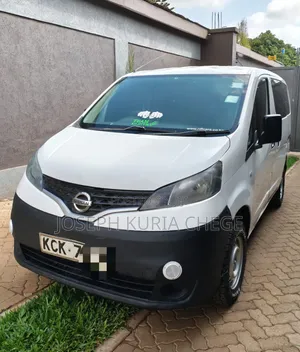 Nissan NV200 2010 White