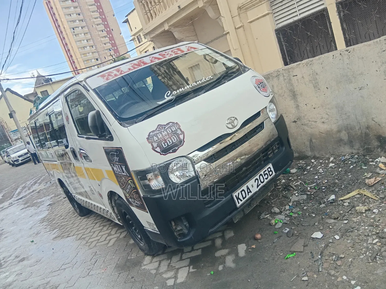 Toyota HiAce 2013 White