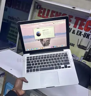 Laptop Apple MacBook Pro 2012 8GB Intel Core i5 SSD 256GB