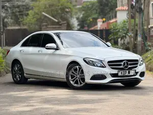 Mercedes-Benz C200 2016 White