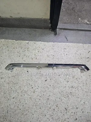 Subaru Forester Sj Bonnet/Grille Chrome