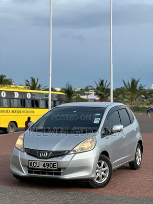 Honda Fit 2012 Silver
