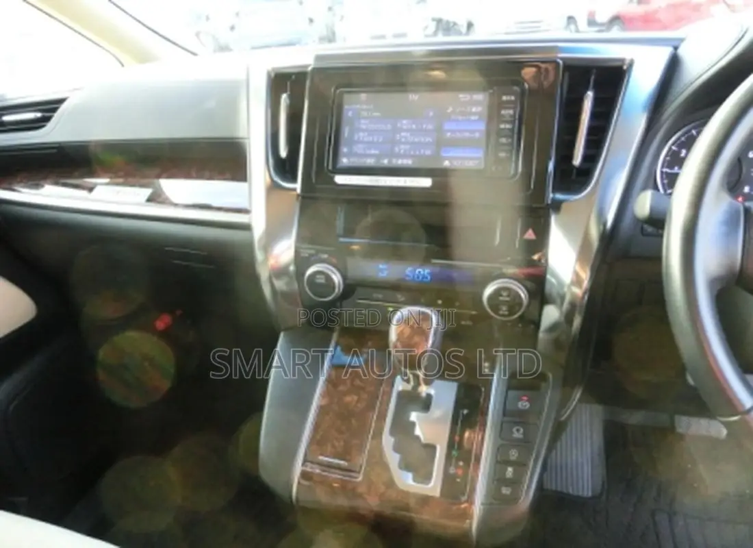 Toyota Vellfire 2018