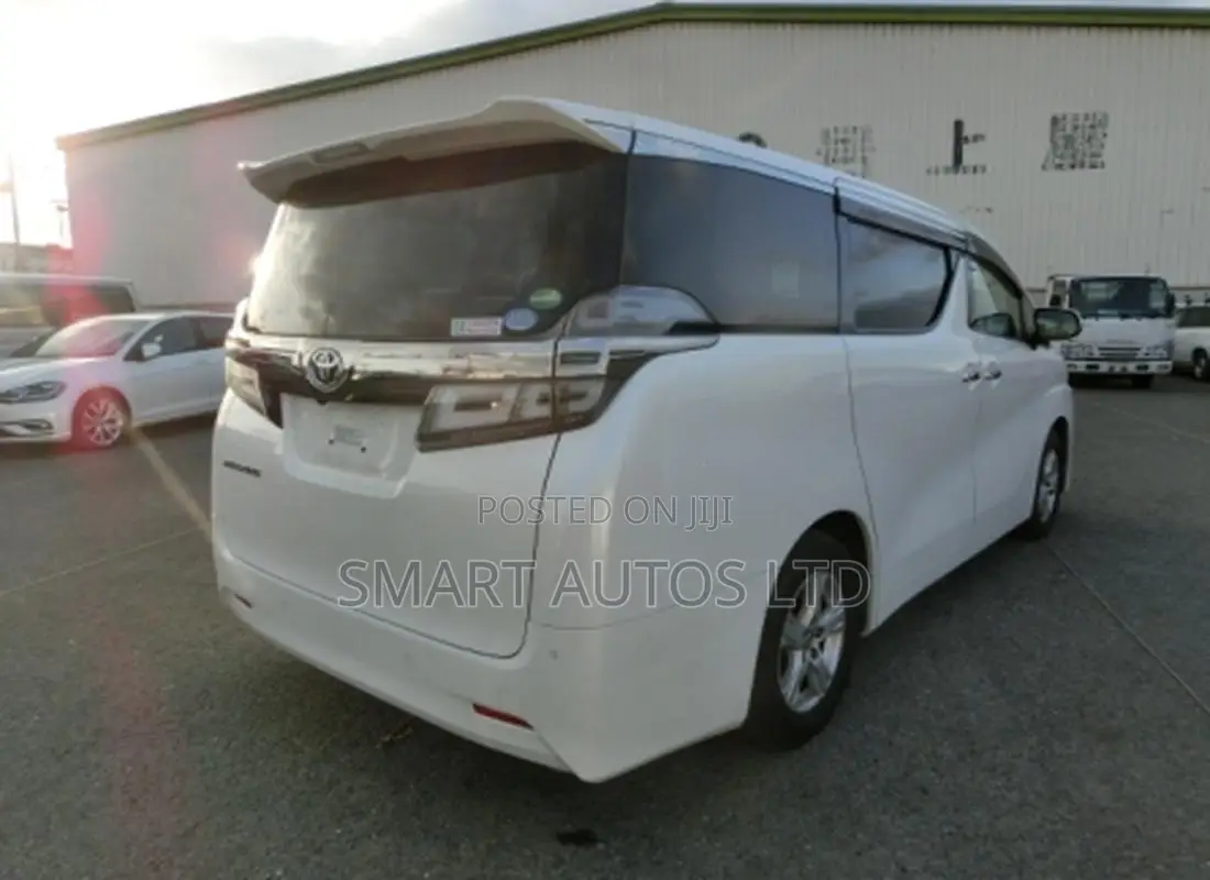 Toyota Vellfire 2018