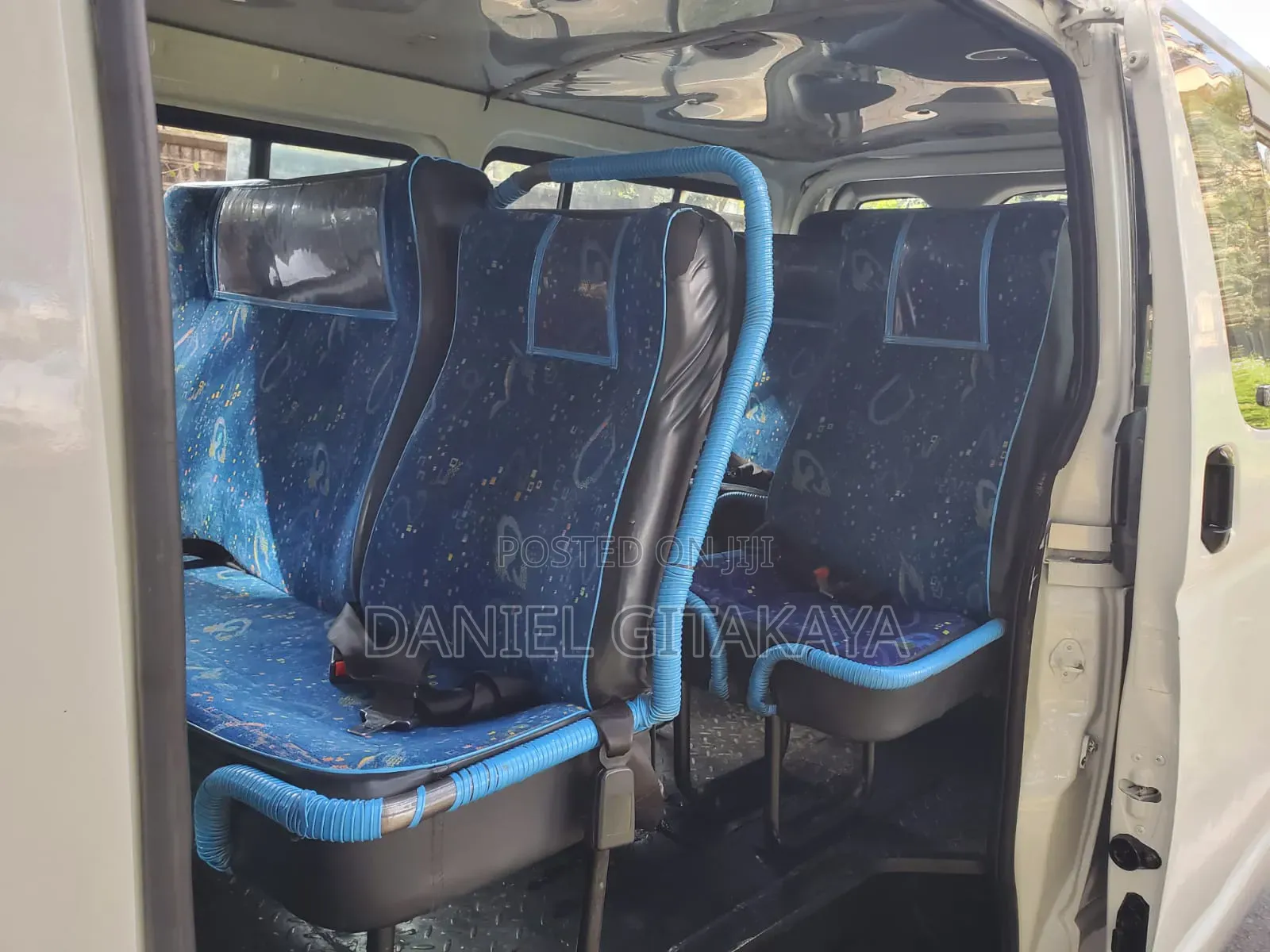 Toyota HiAce 2014 White