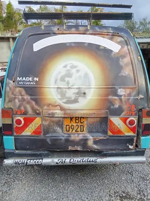 Nissan Caravan (Urvan) 2008 Blue