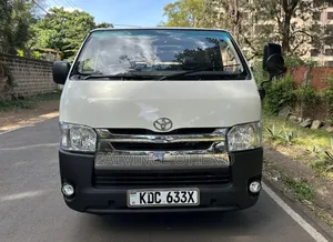 Toyota HiAce 2014 White