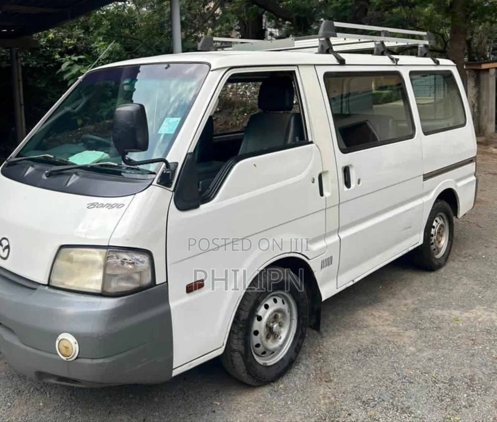 Mazda Bongo 2013 White
