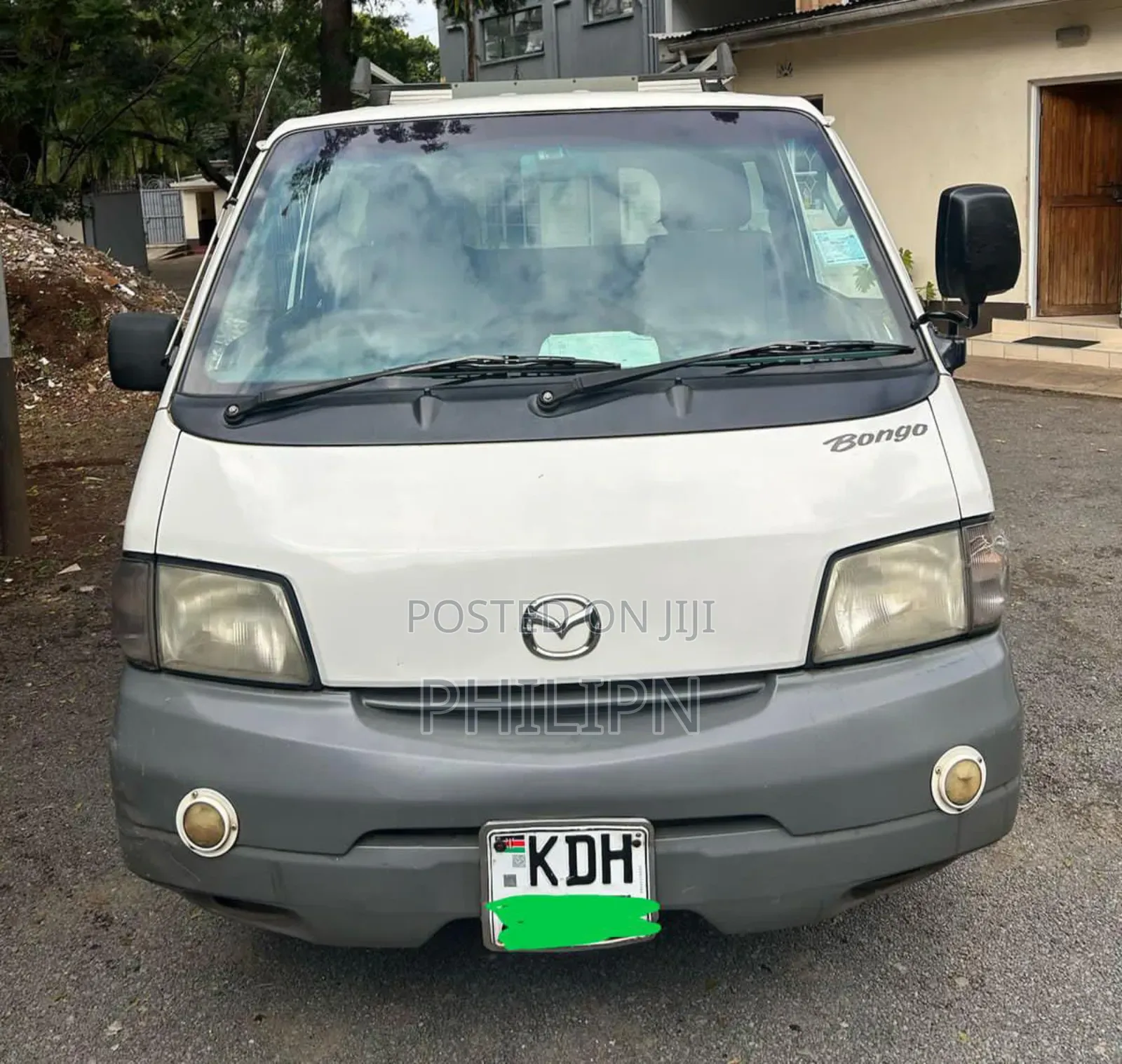 Mazda Bongo 2013 White