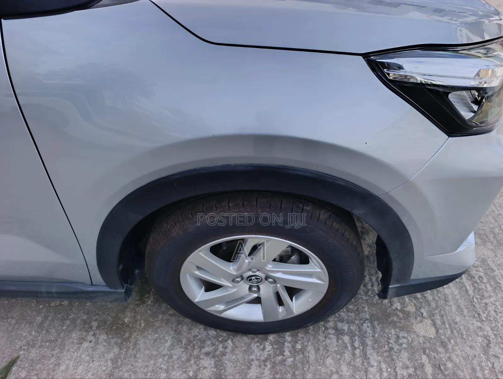 Toyota Raize 2019 Silver