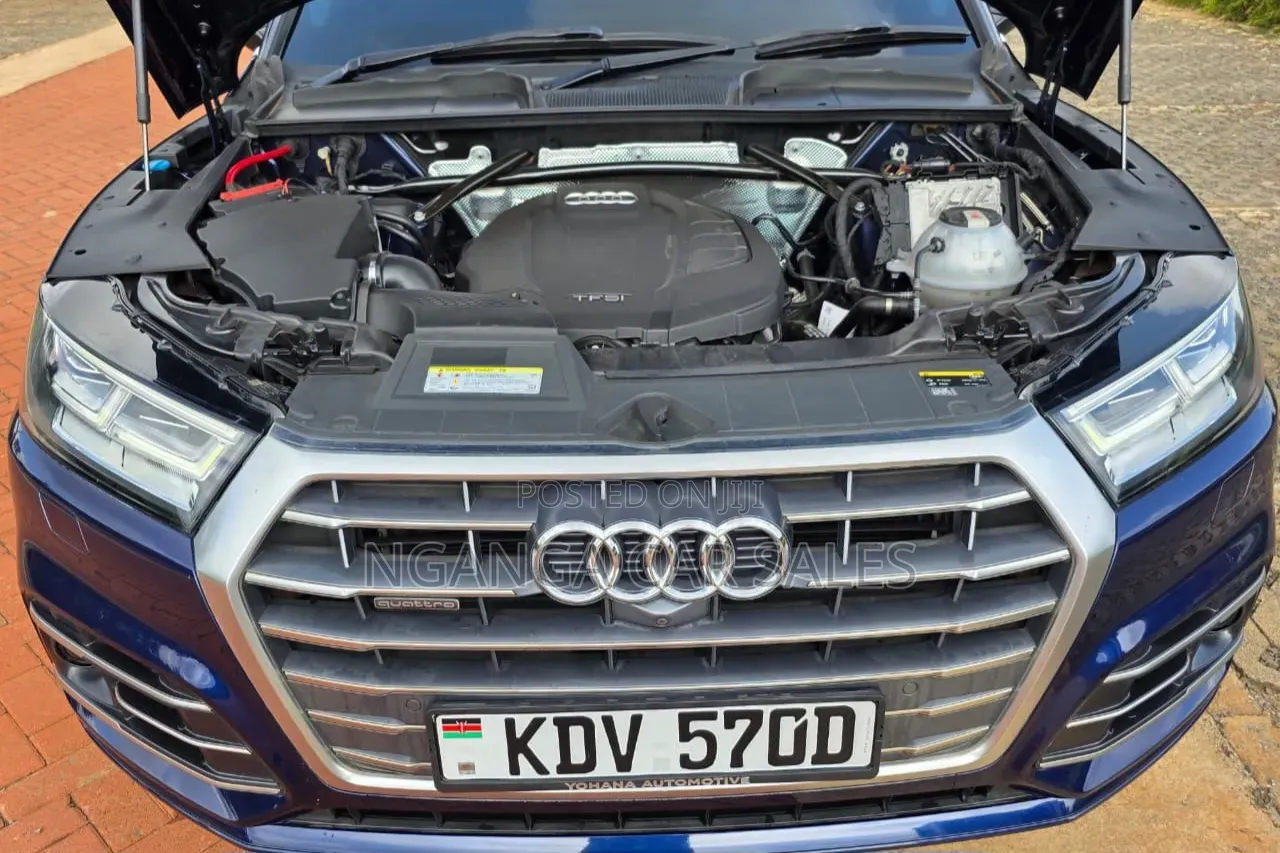 Audi Q5 2018 Blue