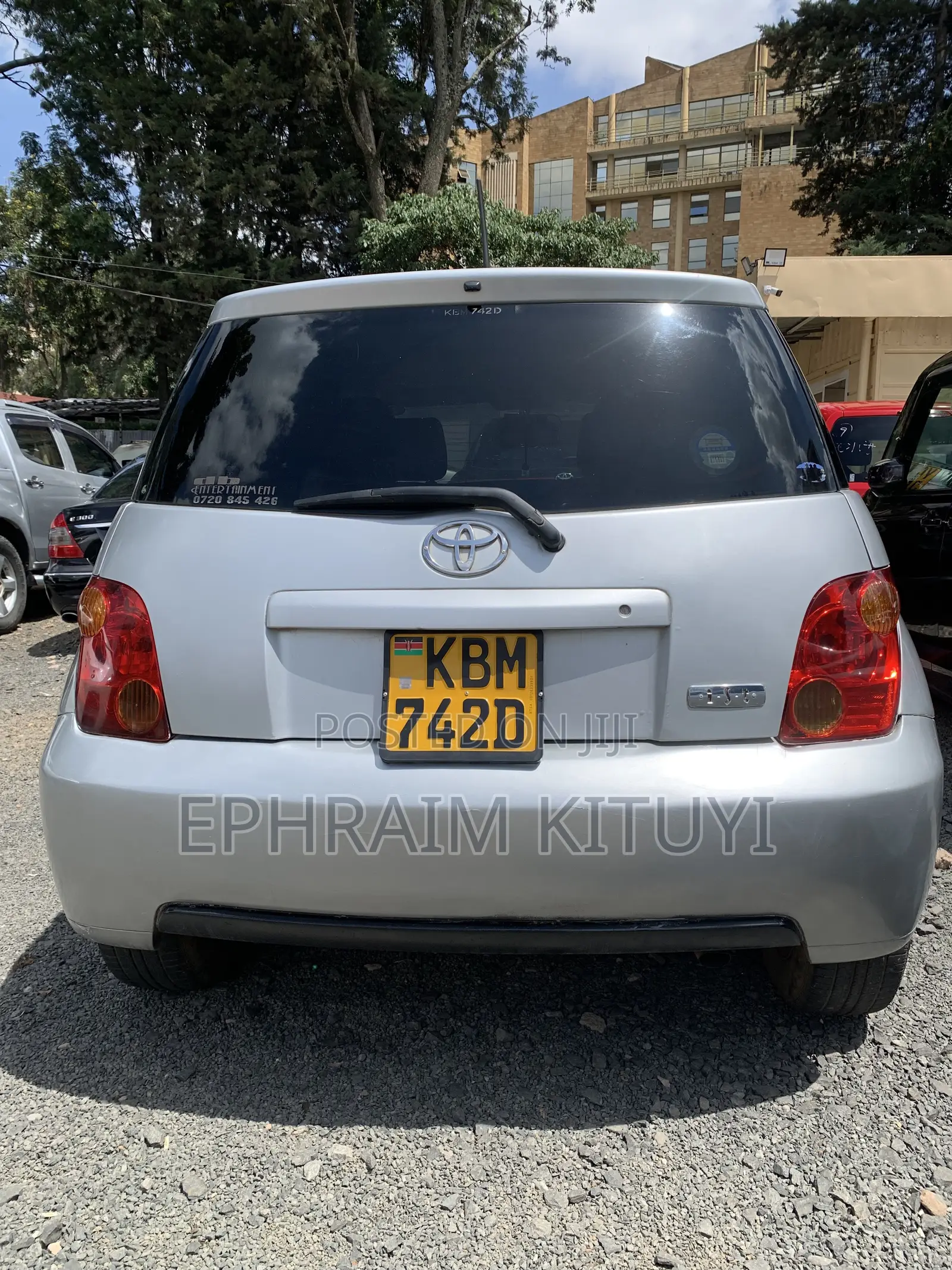 Toyota IST 2014 Silver