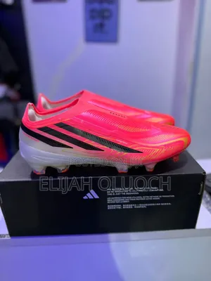 Adidas F50 Hyperfast Elite Laceless Football Boots