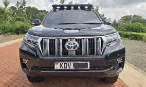 Toyota Land Cruiser Prado 2016 Black