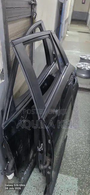 Cx5 2015 Complete Front Doors Each At