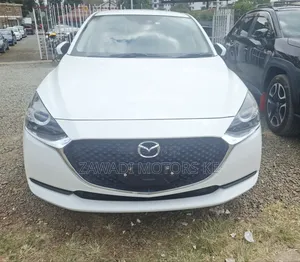 Mazda 2 2020 White
