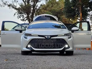 Toyota Corolla 2018  White 