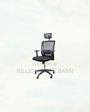 Practical Black Mesh Chair With Nylon Base for Compact Work Areas