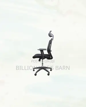 Practical Black Mesh Chair With Nylon Base for Compact Work Areas