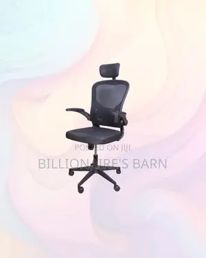 Ergonomic Office Chair With Headrest for Professional Workspaces