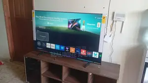 Hisense 55”Quontum Dot (Qled) 55q6q