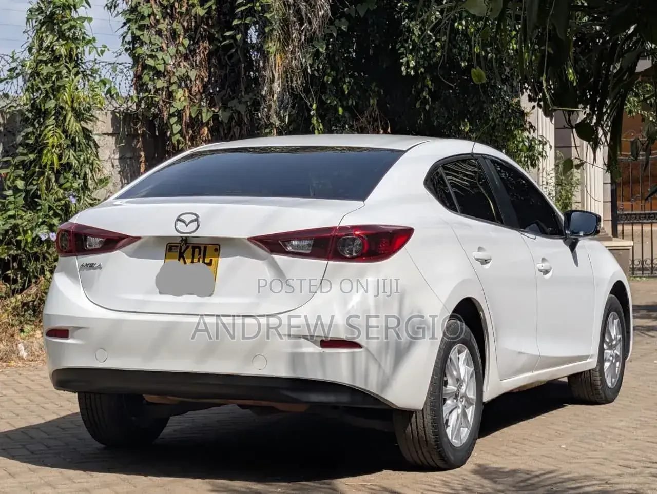 Mazda Axela 2016 White