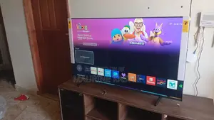 Hisense 55” Inch Qled (Quantum Dot )55q5q