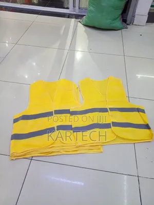 Hi-vis Yellow Reflective Vest With Dual Reflective Stripes