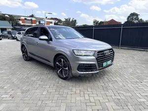 Audi Q7 3.0T Premium AWD quattro 2017 Gray